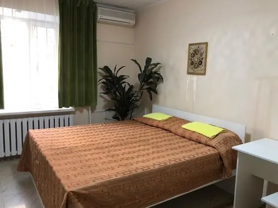Tek Büyük Yataklı Oda, Avlu Manzaralı