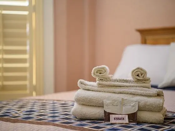 Oda, 1 Büyük (Queen) Boy Yatak (Private Bath)