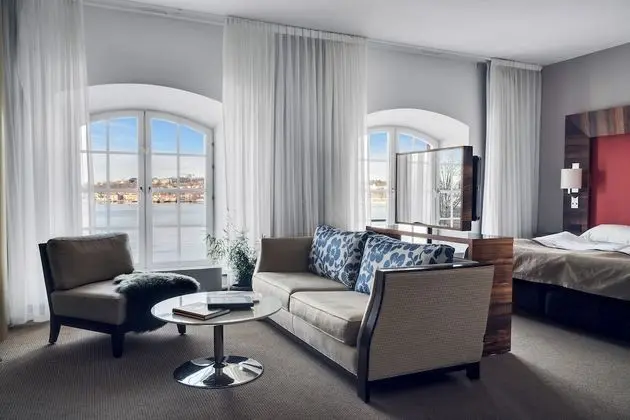 Deluxe Tek Büyük Yataklı Oda, Deniz Manzaralı