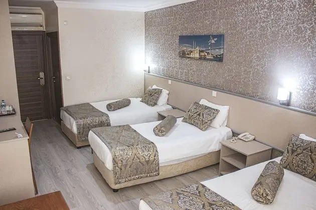 Standard Üç Kişilik Oda