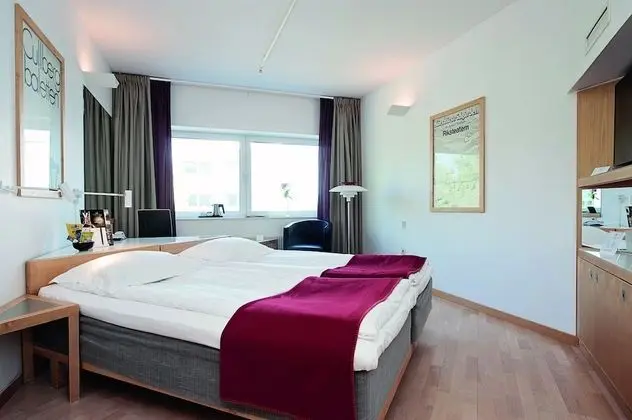 Economy Tek Büyük veya İki Ayrı Yataklı Oda