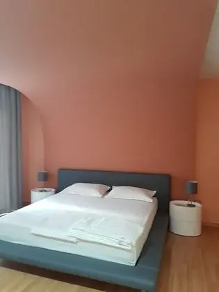 Basic Üç Kişilik Oda