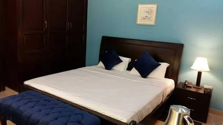 Tek Büyük Yataklı Oda