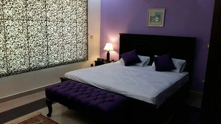 Tek Büyük Yataklı Oda