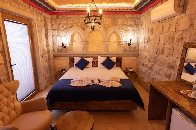 GÜVERCİNLİK ODASI