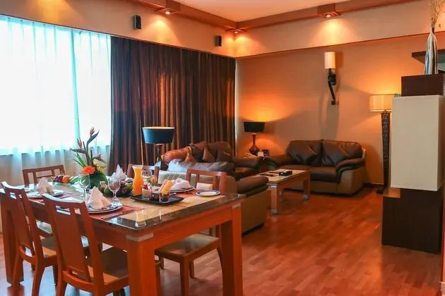 Three Bedrooms suite with Sea View
