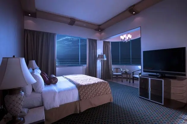 Two Bedrooms suite with Sea View