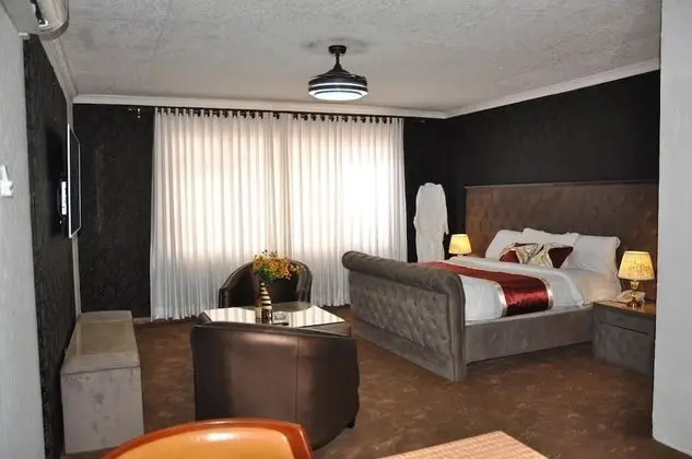 Deluxe Büyük Yataklı Tek Kişilik Oda