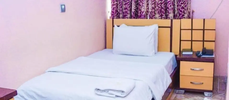 Tek Kişilik Oda