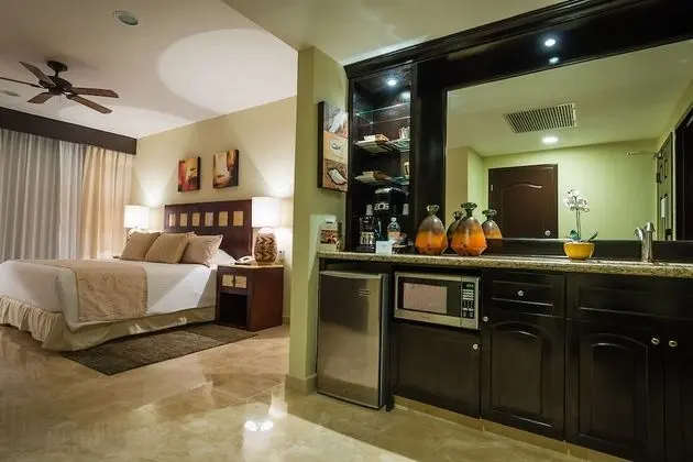 Deluxe Ocean View - Room Only