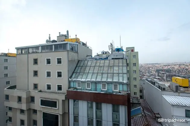 Superior Şehir Manzaralı Oda