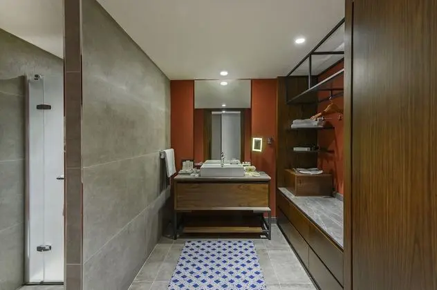 Deluxe Oda, Büyük Yataklı, Biyolojik Gölet ve Orman Manzaralı