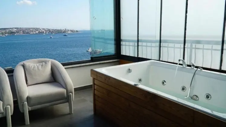 Executive Suite, Boğaz Manzaralı, Mutfaklı