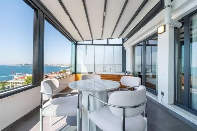 Executive Suite, Boğaz Manzaralı, Mutfaklı
