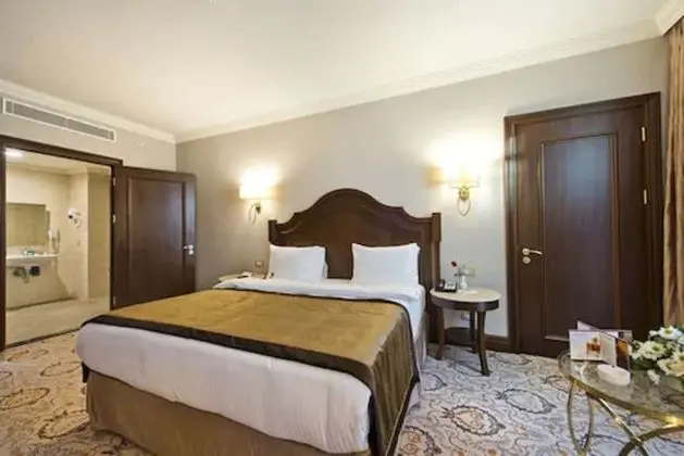 Superior Room with 2 Single Beds