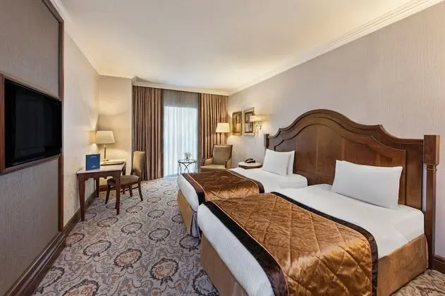 Superior Room with 2 Single Beds