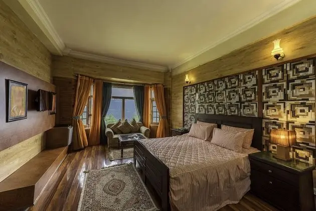 Standard Tek Büyük Yataklı Oda