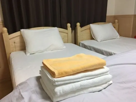 Basic İki Ayrı Yataklı Oda, 2 Tek Kişilik Yatak, Buzdolabı ve Mikrodalga