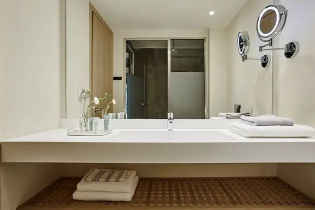Deluxe Tek Büyük Yataklı Oda (Elivi  Xenia Hotel)