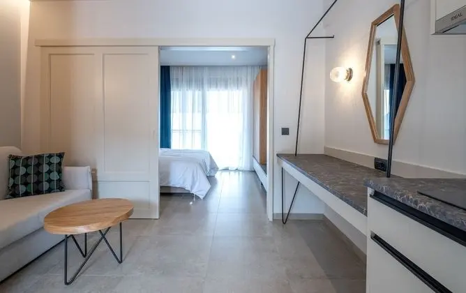 Design Apart Daire, Deniz Manzaralı