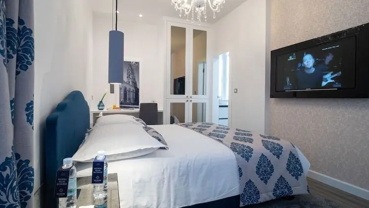 Deluxe Tek Büyük Yataklı Oda, Avlu Manzaralı (Lucija)