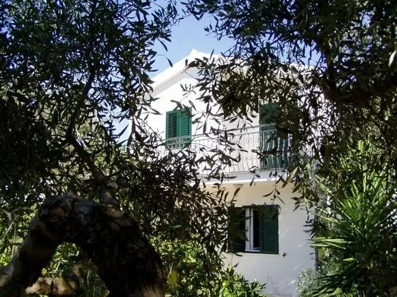 Apart Daire (Elizabet - great location & close to )