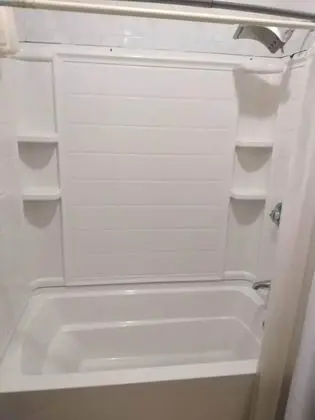 Basic Tek Büyük veya İki Ayrı Yataklı Oda