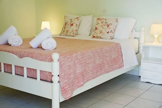 Standard Apart Daire, 2 Yatak Odası, Teras, Bahçe Manzaralı