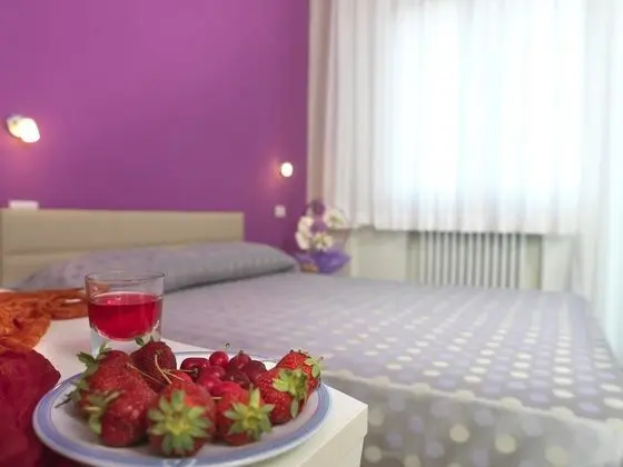 Tek Büyük Yataklı Oda, Deniz Manzaralı, Ek Bina