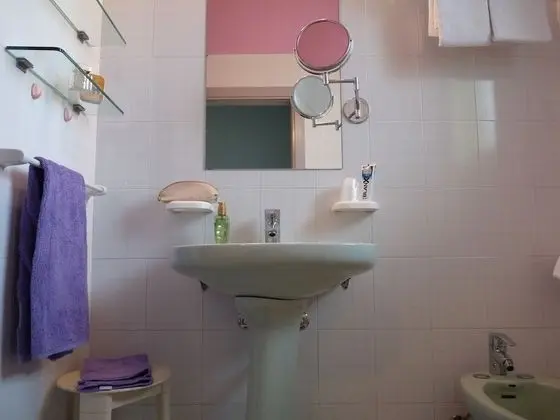 Tek Büyük Yataklı Oda, Deniz Manzaralı, Ek Bina