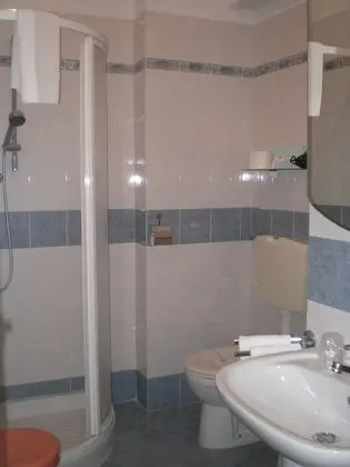 Classic Tek Büyük Yataklı Oda