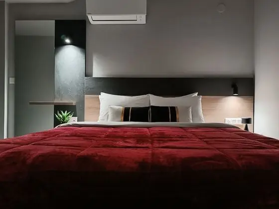 Queen Deluxe Room