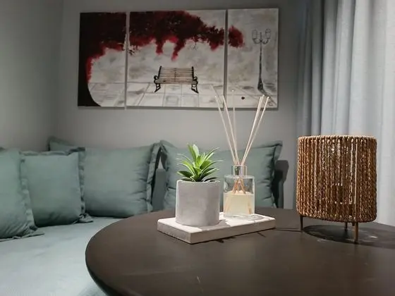 Queen Deluxe Room