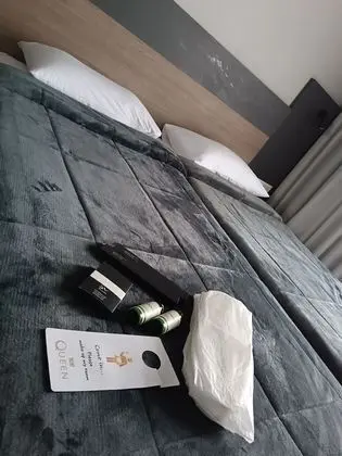 Tek Büyük veya İki Ayrı Yataklı Oda, Balkon