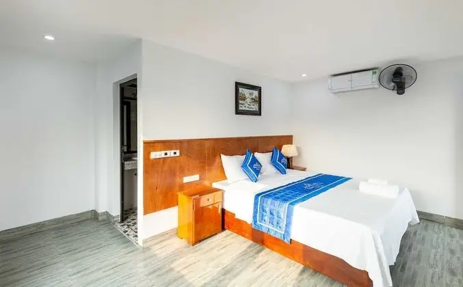 Deluxe Tek Büyük Yataklı Oda, Dağ Manzaralı