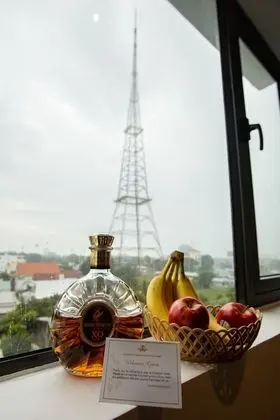 Deluxe Tek Büyük veya İki Ayrı Yataklı Oda, Havuz Manzaralı