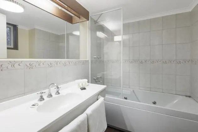 Standard Üç Kişilik Oda, Birden Çok Yatak, Banyolu/Duşlu