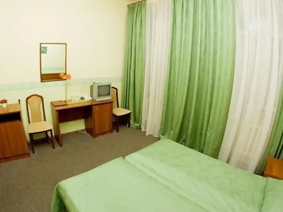 Economy Tek Büyük veya İki Ayrı Yataklı Oda