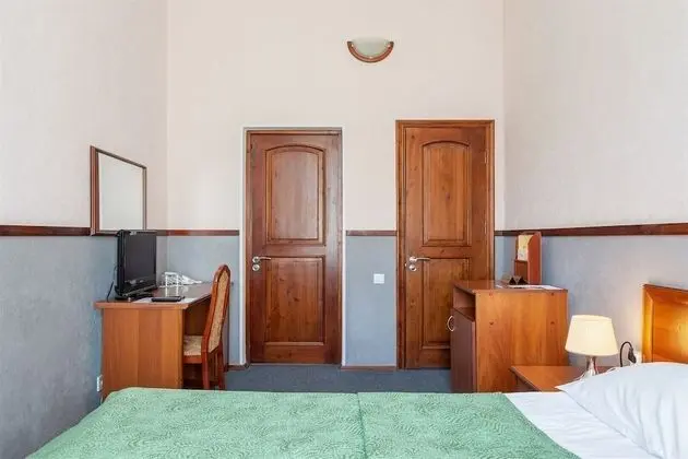 Economy Tek Büyük veya İki Ayrı Yataklı Oda