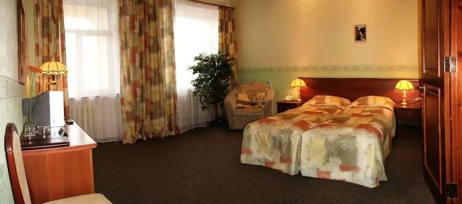 Standard Tek Büyük veya İki Ayrı Yataklı Oda