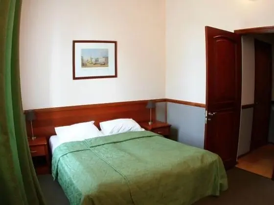 Standard Tek Büyük veya İki Ayrı Yataklı Oda