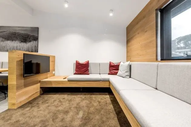 Apart Daire, 3 Yatak Odası (6 Share)