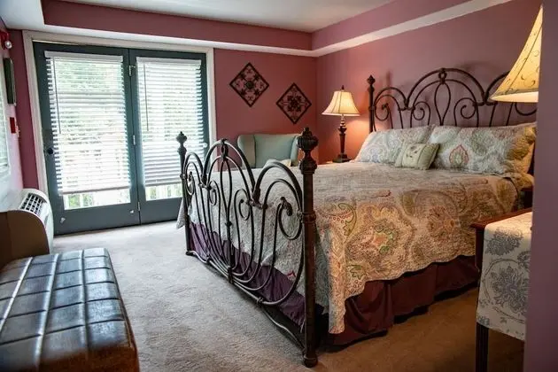 Premier Tek Kişilik Oda (The Lake (King Bed) Carriage House)