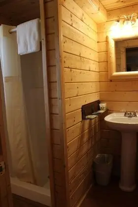 Kulübe (Large Cabin)