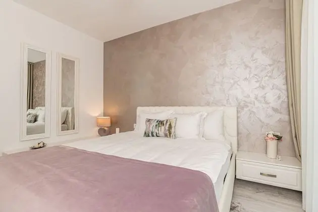 Deluxe Stüdyo Süit