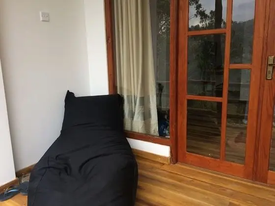 Tek Büyük Yataklı Oda, Dağ Manzaralı