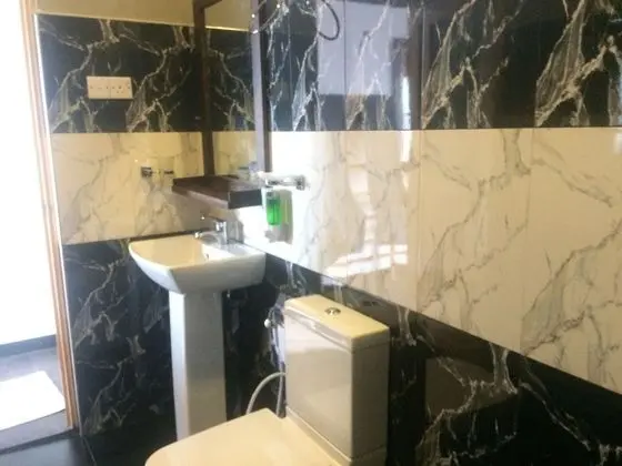 Tek Büyük Yataklı Oda, Dağ Manzaralı