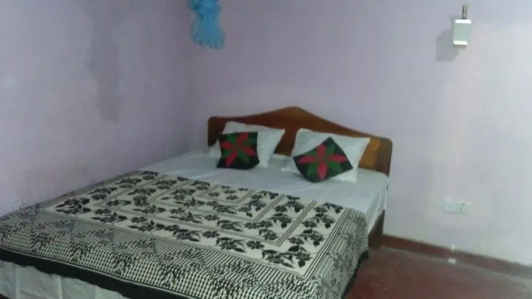 Tek Büyük Yataklı Oda, 1 Büyük (Queen) Boy Yatak, Sigara İçilebilir, Özel Banyo