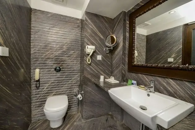 Deluxe Tek Büyük Yataklı Oda, 1 Yatak Odası