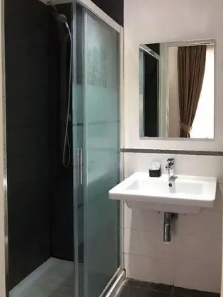 Deluxe Tek Büyük Yataklı Oda, 1 Büyük (Queen) Boy Yatak